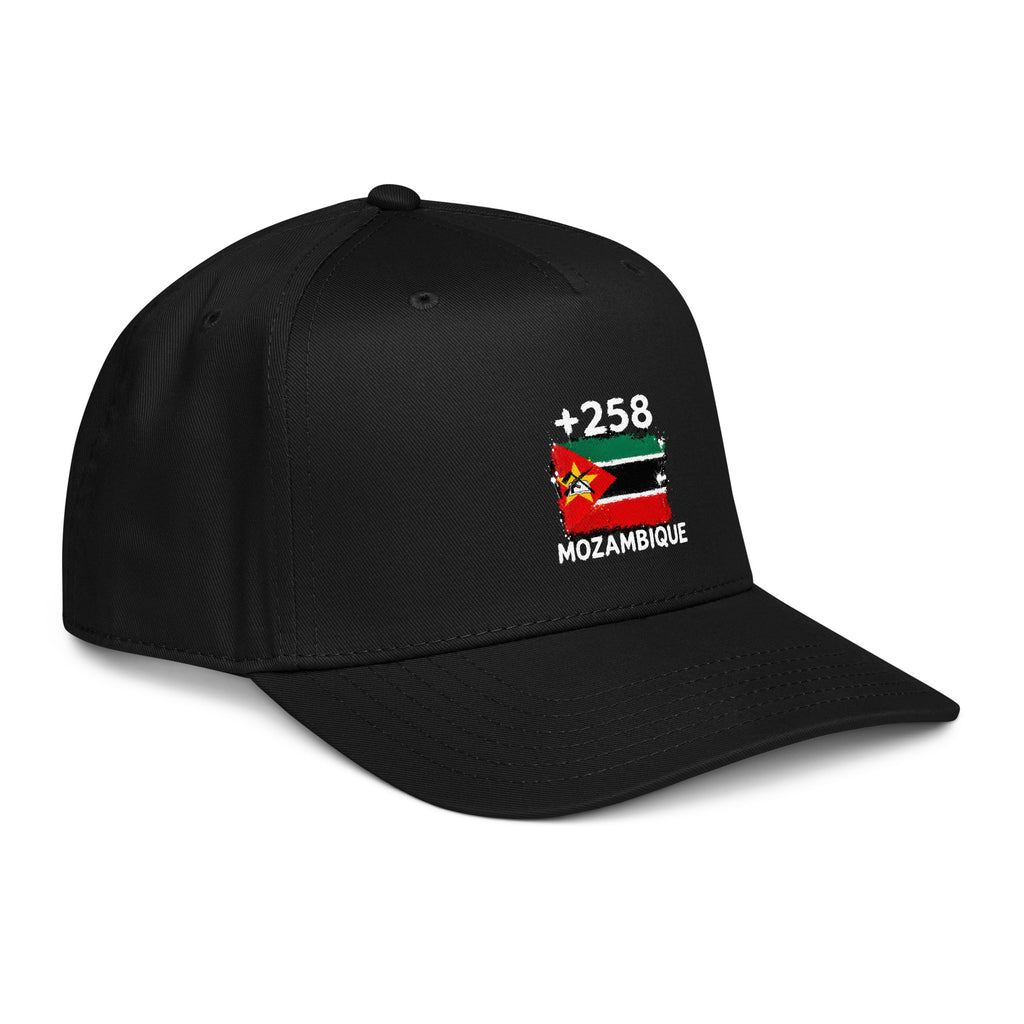 Casquette Baseball Mozambique +258 - Noir avec drapeau floqué effet éclaboussure de peinture - vue de trois-quarts droit - Indicatif Fier