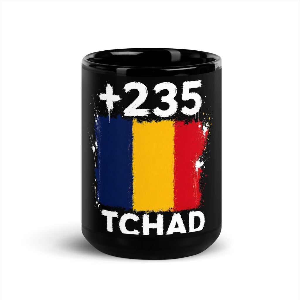 Mug Tchad +235 - Noir avec drapeau floqué effet éclaboussure de peinture - vue de face - Indicatif Fier