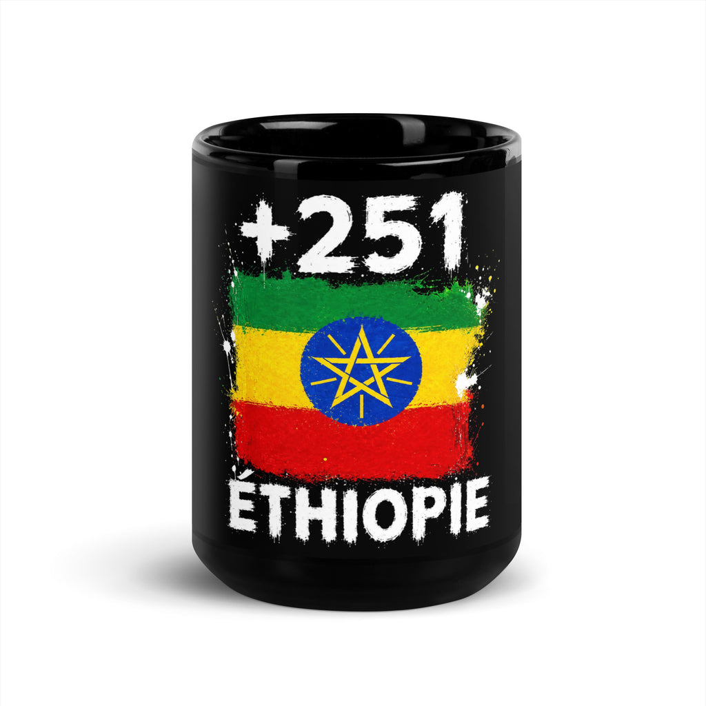 Mug Éthiopie +251 - Noir avec drapeau floqué effet éclaboussure de peinture - vue de face - Indicatif Fier (15 oz)