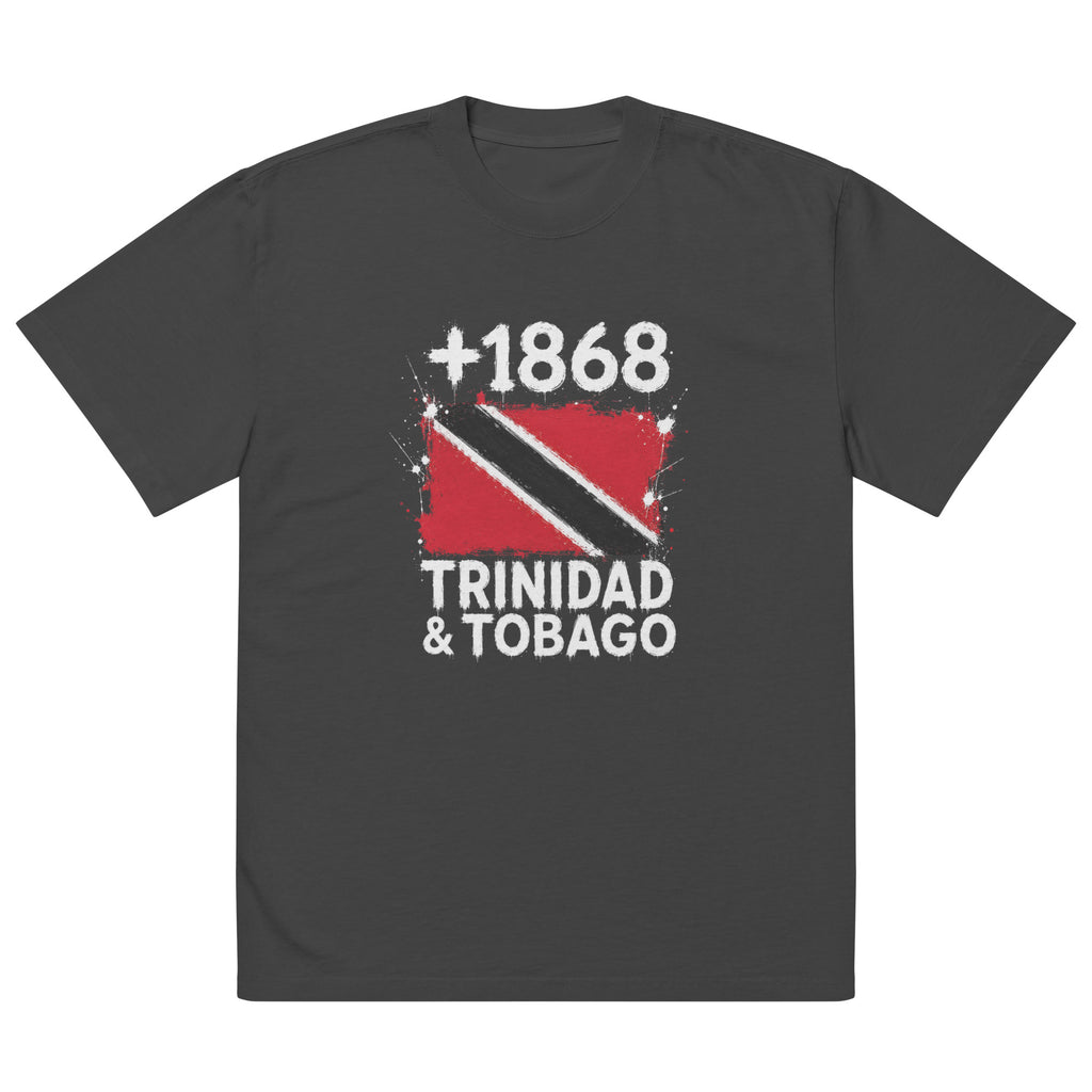 T-shirt oversize noir délavé Trinidad & Tobago +1868 avec drapeau trinidadien floqué effet éclaboussure de peinture - vue de face - Indicatif Fier