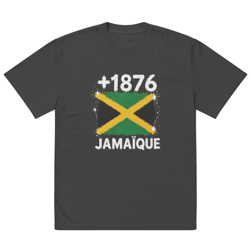 T-shirt Oversize noir délavé Jamaïque +1876 avec drapeau jamaïcain floqué effet éclaboussure de peinture - vue de face - Indicatif Fier