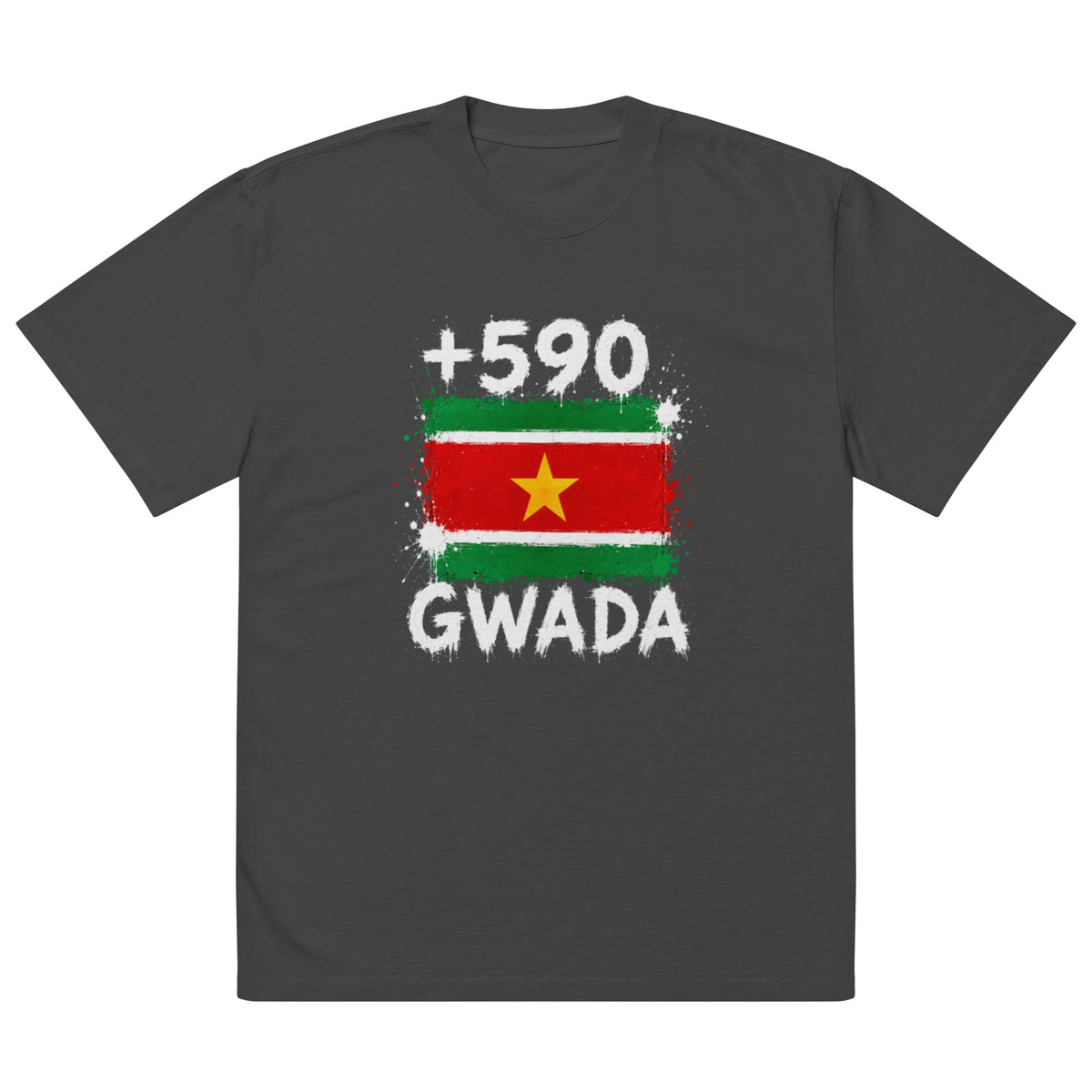 T-shirt Oversize Guadeloupe +590 - Noir avec drapeau floqué effet éclaboussure de peinture - vue de face - Indicatif Fier