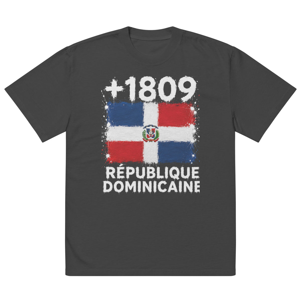 T-shirt oversize noir délavé République Dominicaine +1809 avec drapeau dominicain floqué effet éclaboussure de peinture - vue de face - Indicatif Fier