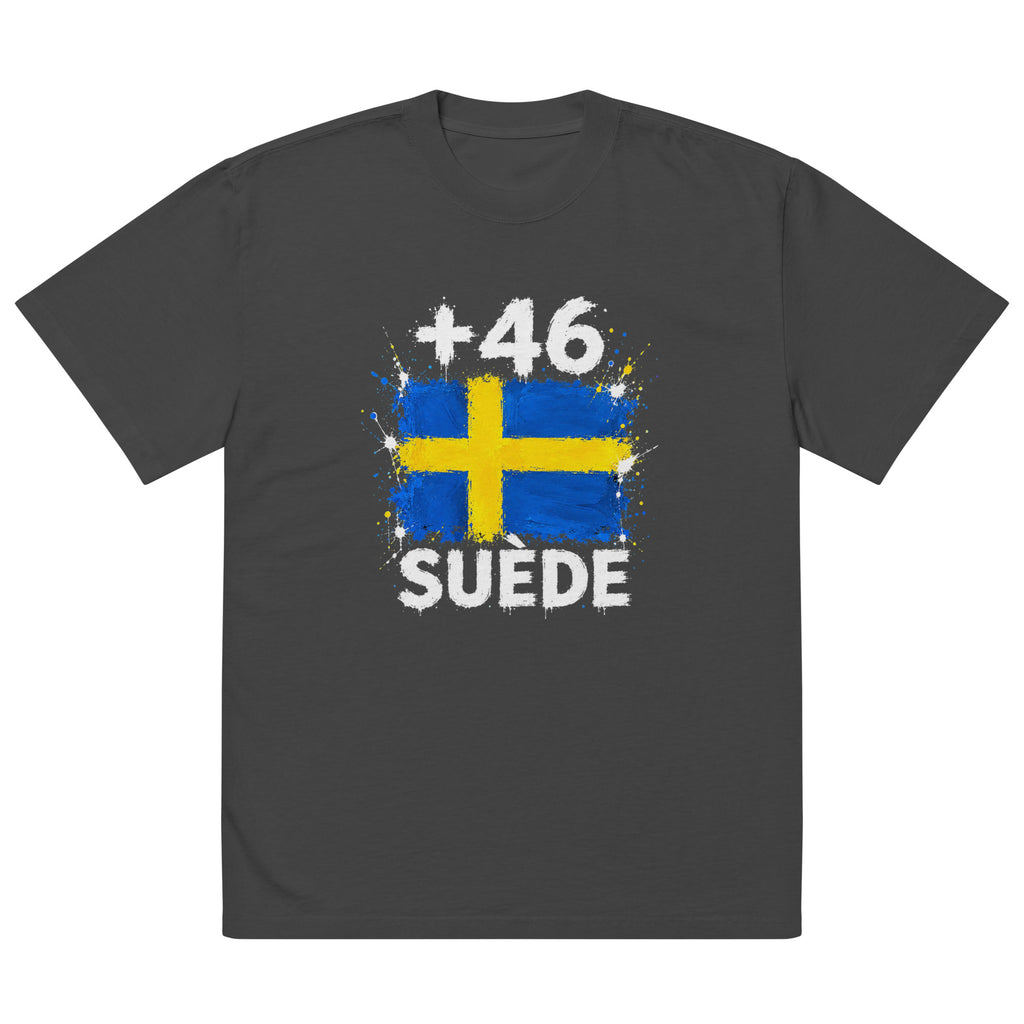 T-shirt Oversize Suède +46 - Noir, design drapeau suédois, vue de face - Indicatif Fier