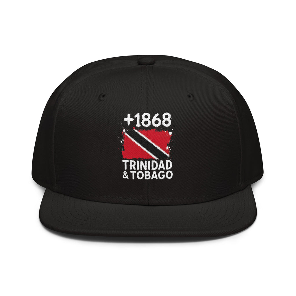 Snapback noire Trinidad & Tobago +1868 avec drapeau trinidadien floqué effet éclaboussure de peinture - vue de face - Indicatif Fier