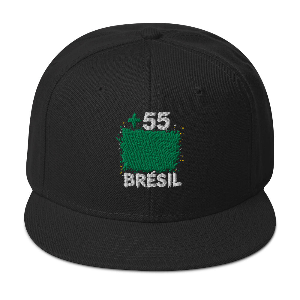 Snapback Brésil +55 vue de face, design brodé drapeau brésilien