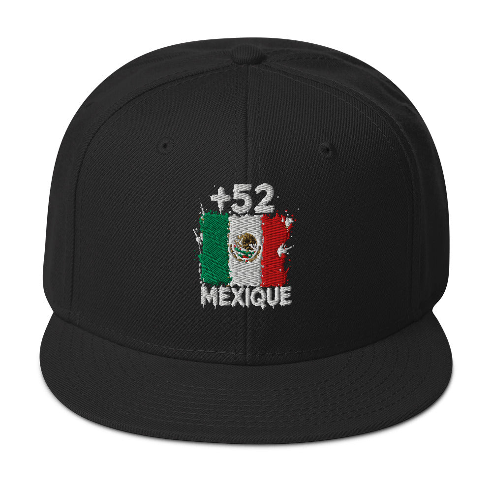 Snapback Mexique +52 vue de face, design brodé drapeau mexicain