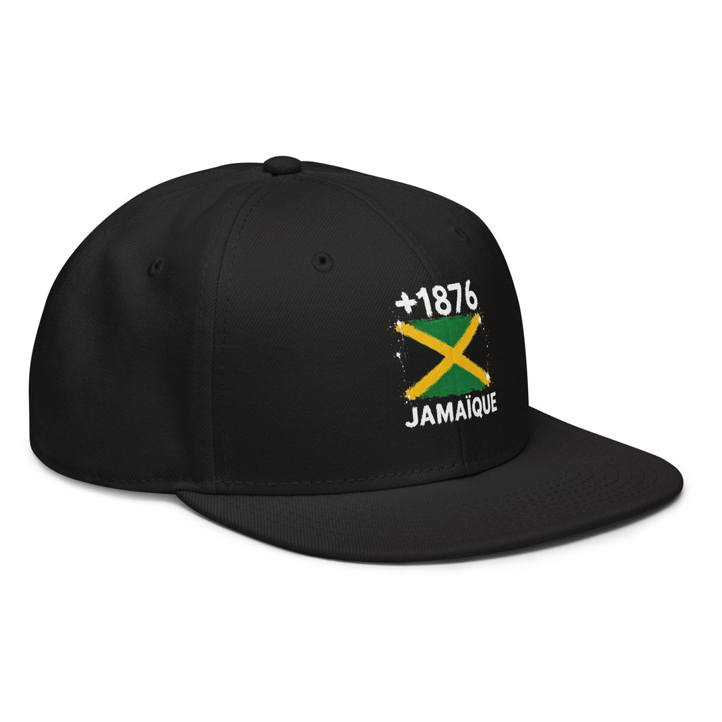 Snapback noire Jamaïque +1876 avec drapeau jamaïcain floqué effet éclaboussure de peinture - vue de profil droit - Indicatif Fier