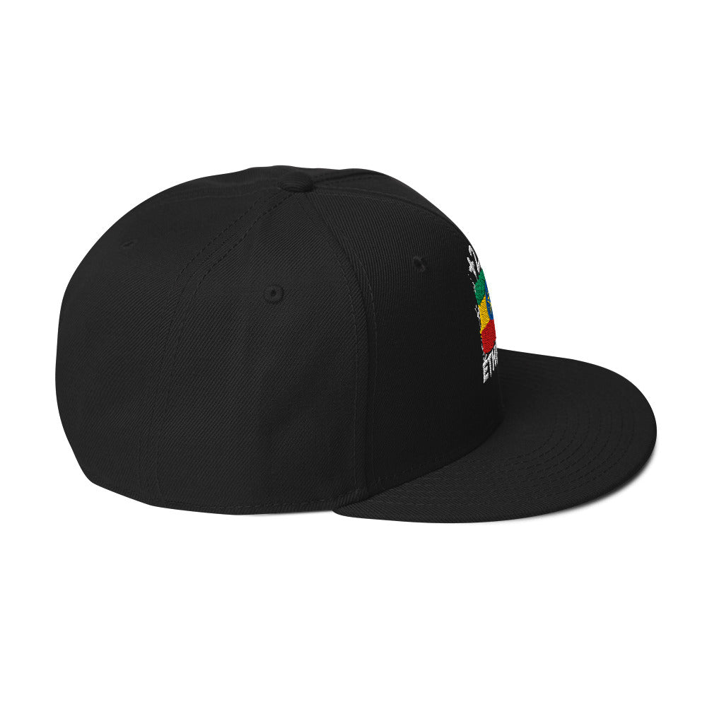 Snapback Éthiopie +251 - Noir avec drapeau brodé - vue de profil droit - Indicatif Fier