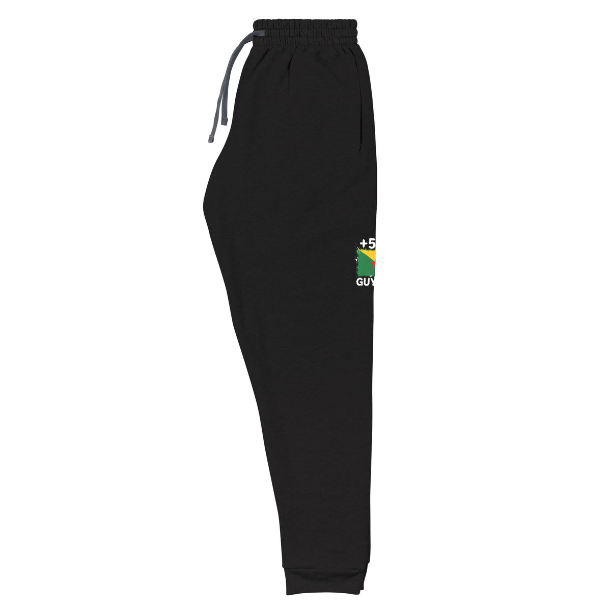 Jogger noir Guyane +594 avec petit drapeau guyanais floqué - vue de profil, zoom jambe gauche - Indicatif Fier